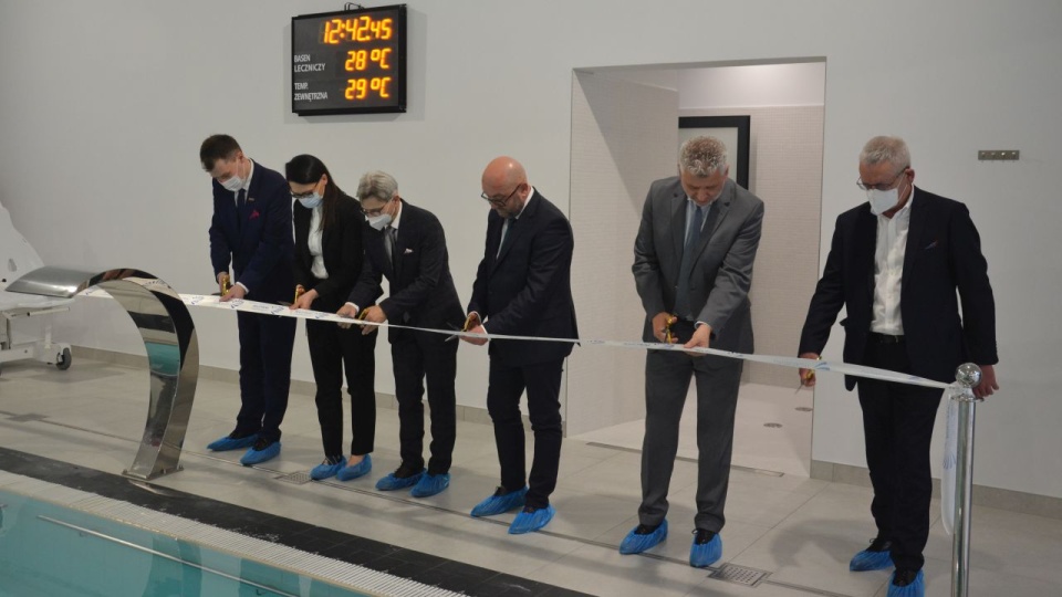 Basen solankowy, drugi z wodą słodką, a także zaplecze saun i wanny z hydromasażem - to wszystko kosztowało 15 milionów złotych. Fot. Przemysław Polanin [Radio Szczecin]