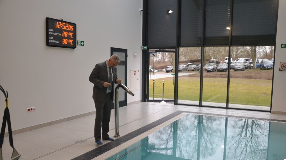 Basen solankowy, drugi z wodą słodką, a także zaplecze saun i wanny z hydromasażem - to wszystko kosztowało 15 milionów złotych. Fot. Przemysław Polanin [Radio Szczecin]