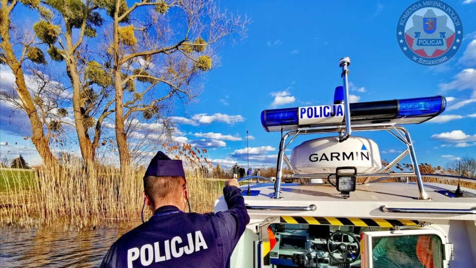 Szczecińscy policjanci zatrzymali 5 osób podejrzanych o nielegalny połów ryb. https://www.facebook.com/photo/?fbid=323595743220301&set=a.183070487272828