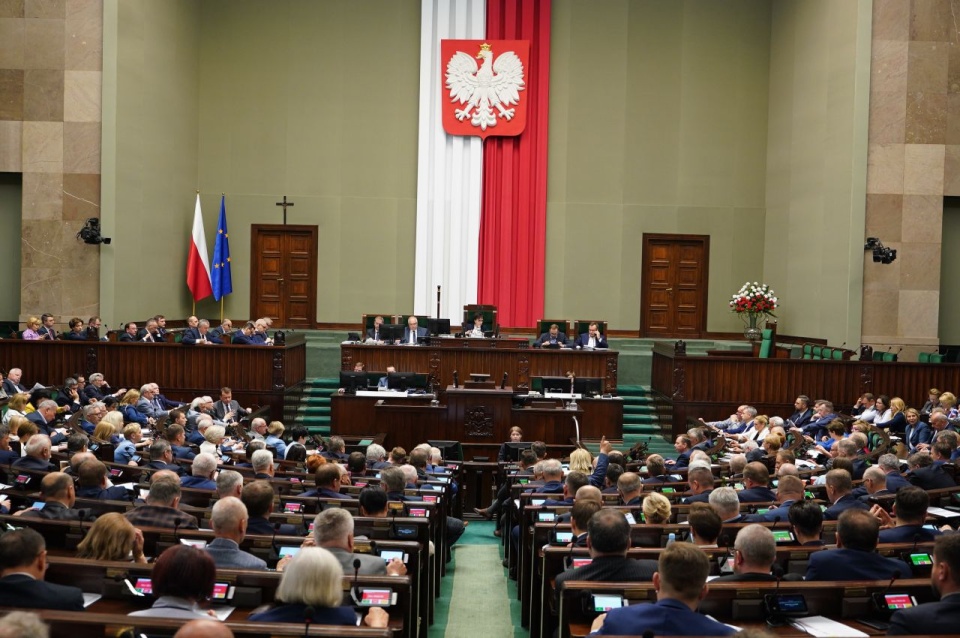 Sejm uchwalił zmiany, które mają pomóc kredytobiorcom