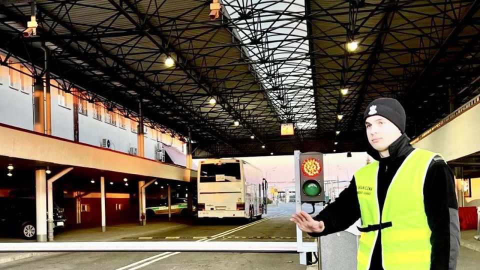 Łącznie od 24 lutego z Ukrainy do Polski wjechało 4 miliony 166 tysięcy osób. źródło: https://twitter.com/Straz_Graniczna
