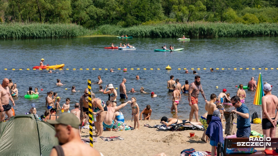 W sobotę kąpielisko Dziewoklicz odwiedziło 2,5 tysiąca osób. Fot. Robert Stachnik [Radio Szczecin]