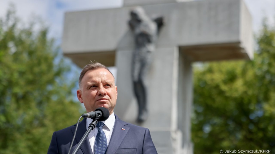 Zarówno prezydent Andrzej Duda, jak i premier Mateusz Morawiecki zapowiedzieli, że będą domagać się od Ukrainy godnego upamiętnienia ofiar. źródło: https://www.facebook.com/prezydentpl