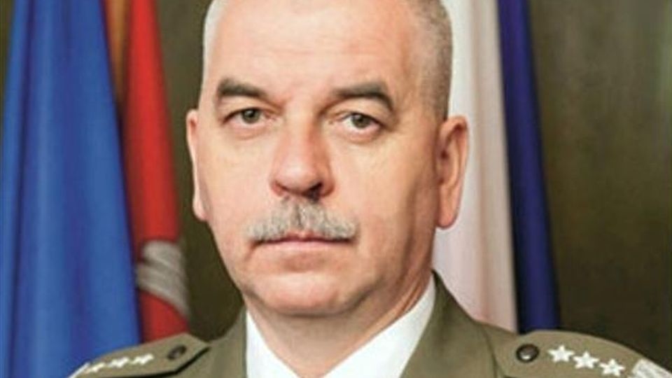 źródło: https://www.gov.pl/web/nato/general-broni-janusz-adamczak-wybrany-dyrektorem-generalnym-miedzynarodowego-sztabu-wojskowego-nato