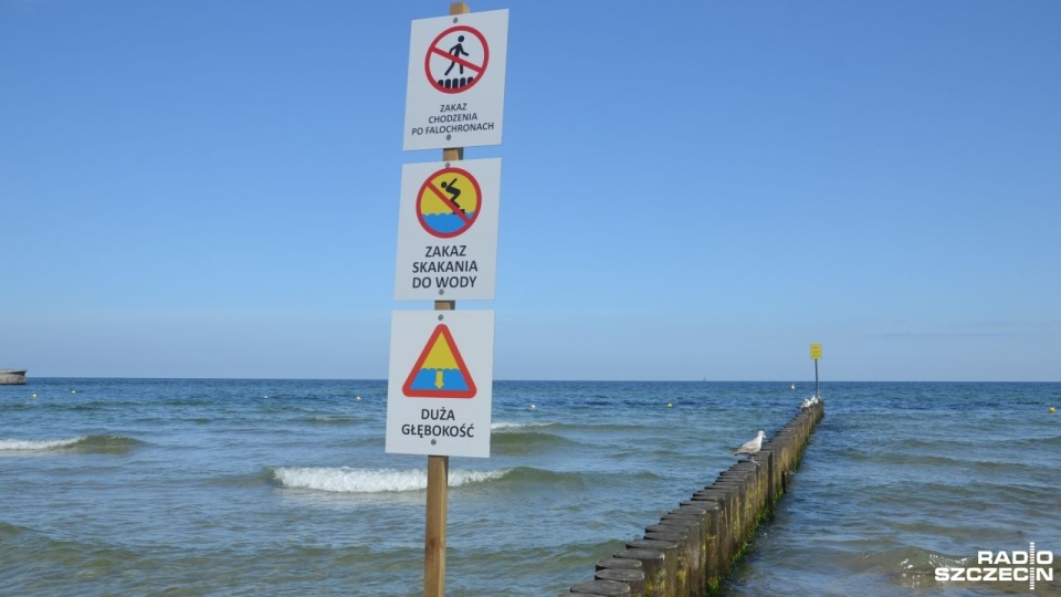Jak zaznacza Malepszak w ubiegłych latach większość interwencji ratowników dotyczyła właśnie kąpiących się w miejscach niedozwolonych. Fot. Przemysław Polanin [Radio Szczecin]