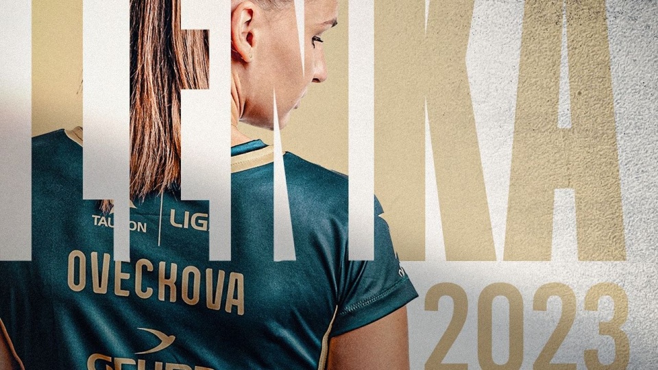 Lenka Ovečková jest drugim transferem polickiego klubu, który wcześniej pozyskał libero Monikę Jagłę. źródło: https://www.facebook.com/kpschemikpolice