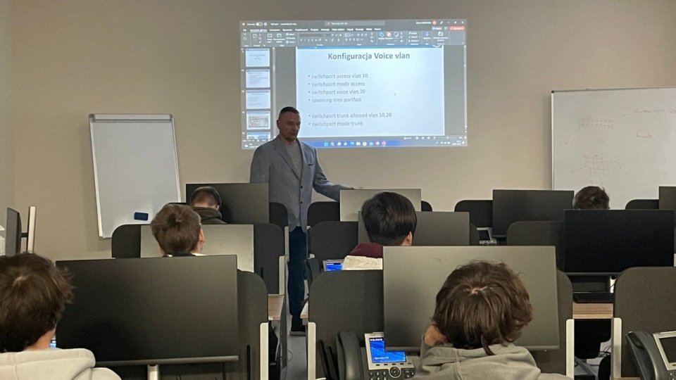 źródło: https://www.facebook.com/ANSWalcz