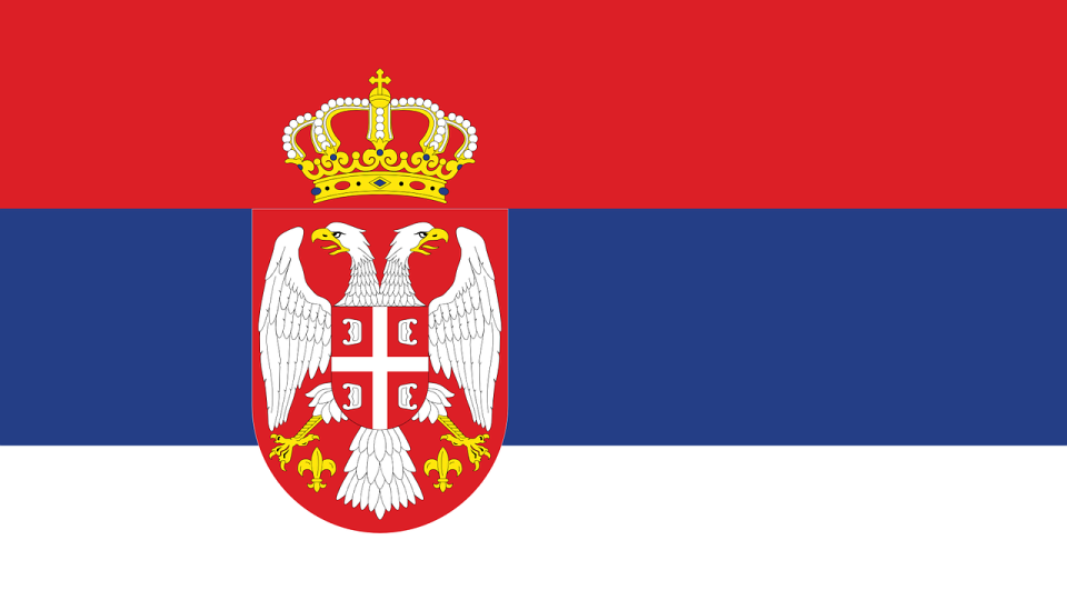 Flaga Serbii. Fot. pixabay.com / OpenClipart-Vectors (domena publiczna)