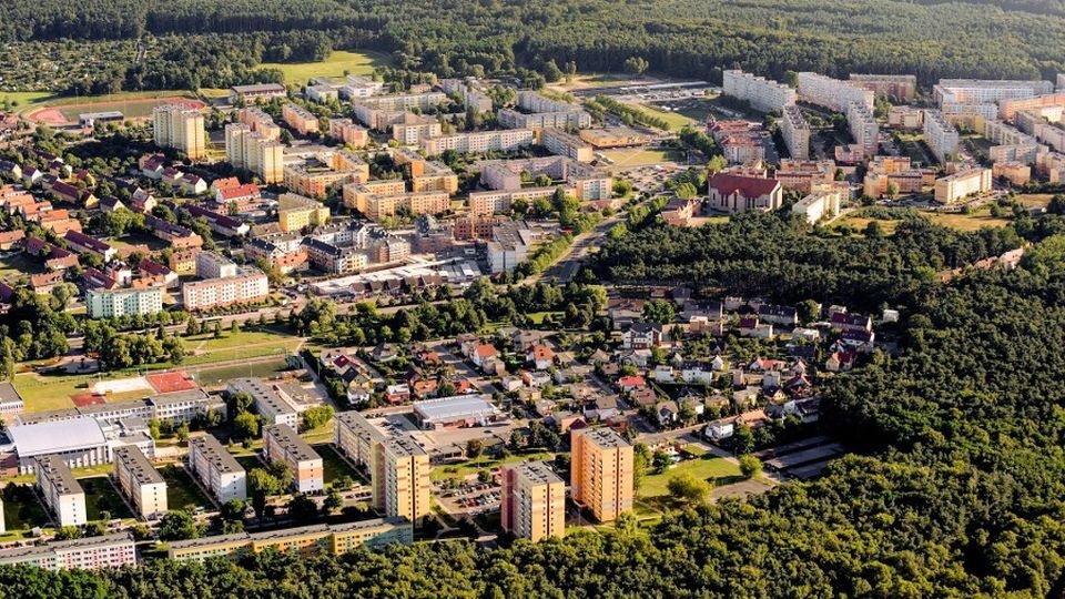 Początek sesji Rady Miejskiej w Policach o godzinie 9. źródło: http://www.police.pl/