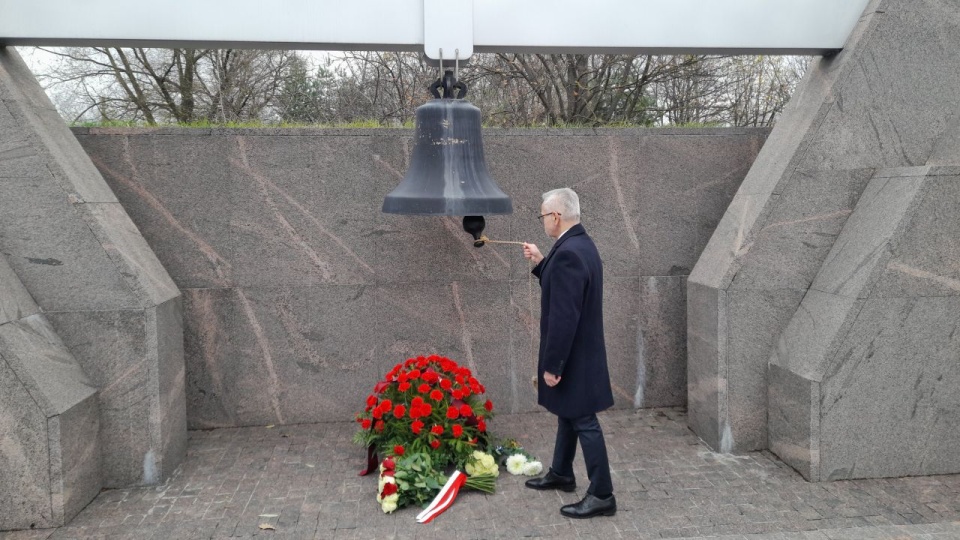 źródło: https://twitter.com/search?q=Krzysztof%20Krajewski&src=typed_query