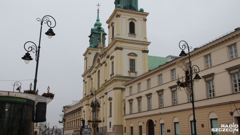 Uroczystości pogrzebowe piosenkarza rozpoczęła msza święta w Kościele Świętego Krzyża przy Krakowskim Przedmieściu. Fot. Piotr Kołodziejski [Radio Szczecin/Archiwum]