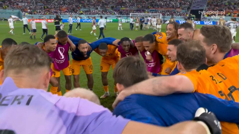 Piłkarze Holandii awansowali do ćwierćfinału mistrzostw świata w Katarze. źródło: screenshoot - TVP Sport