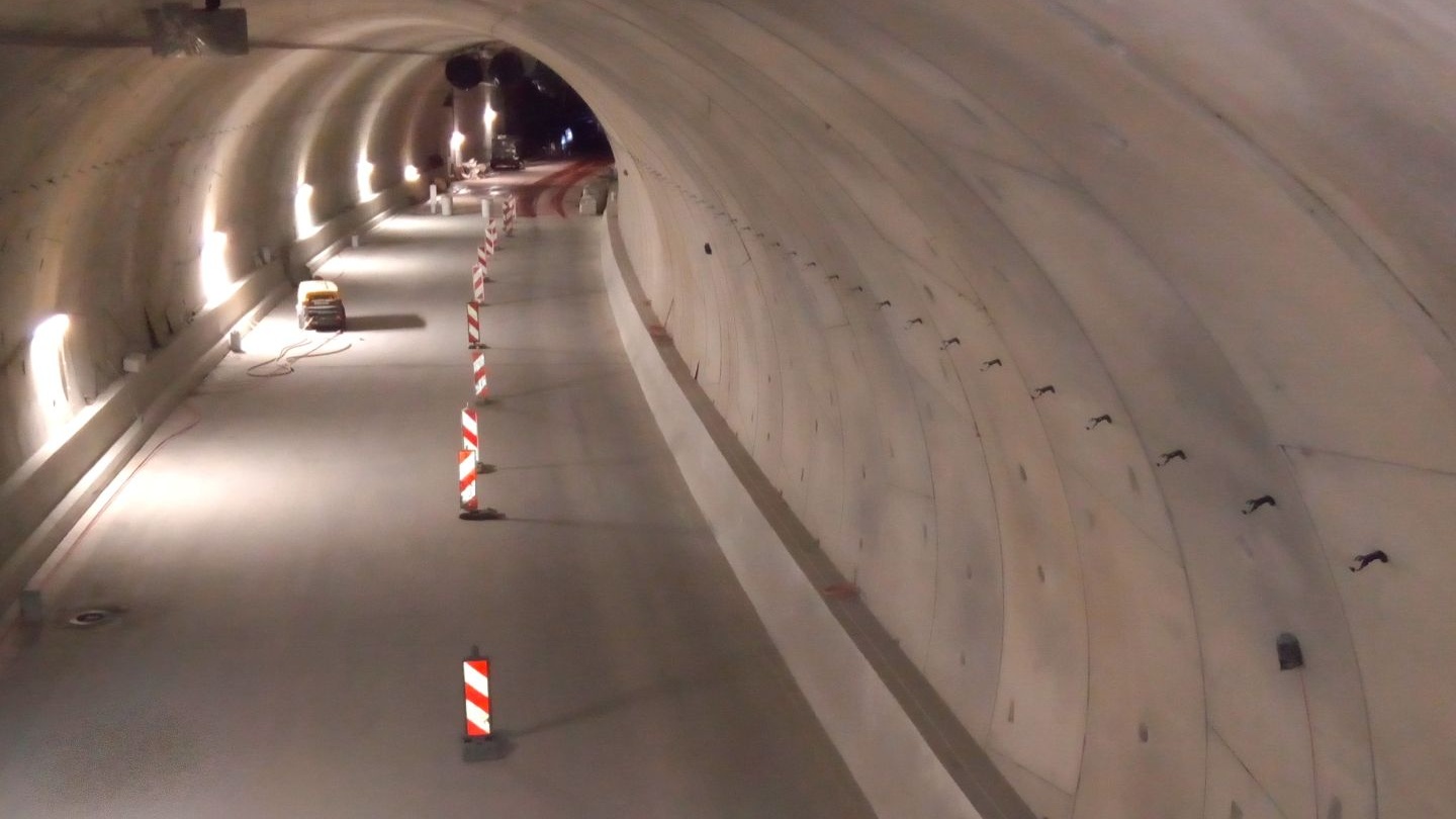 Świnoujście: Tunel już z wyjściami ewakuacyjnymi. Fot. tunel-swinoujscie.pl