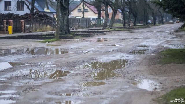 Fot. Wojciech Ochrymiuk [Radio Szczecin] Utrudnienia w Wielgowie. Autobusy na skróconej trasie [ZDJĘCIA, WIDEO]