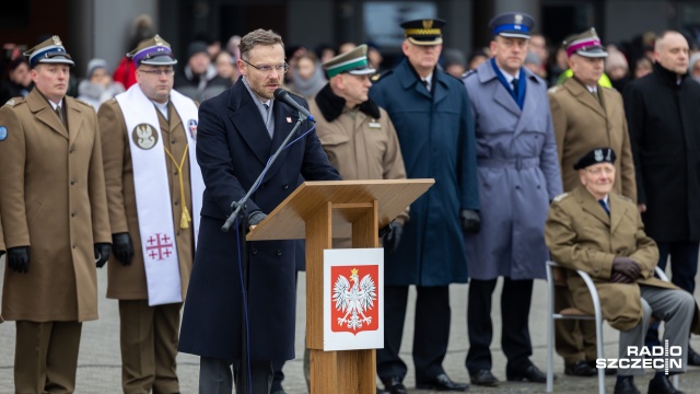 Fot. Robert Stachnik [Radio Szczecin] Kolejni elewi wstąpili w szeregi Wojska Polskiego [WIDEO, ZDJĘCIA]