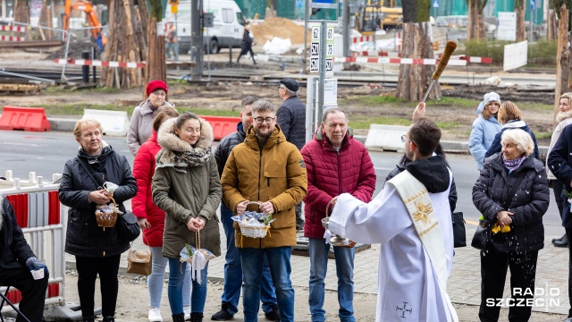 Fot. Robert Stachnik [Radio Szczecin] Szczecin maszeruje ze święconką w koszyku [WIDEO, ZDJĘCIA]