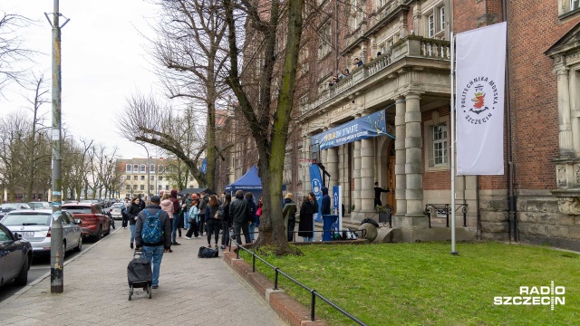 Fot. Robert Stachnik [Radio Szczecin] Politechnika Morska zaprasza przyszłych studentów. Co oferuje? [ZDJĘCIA]