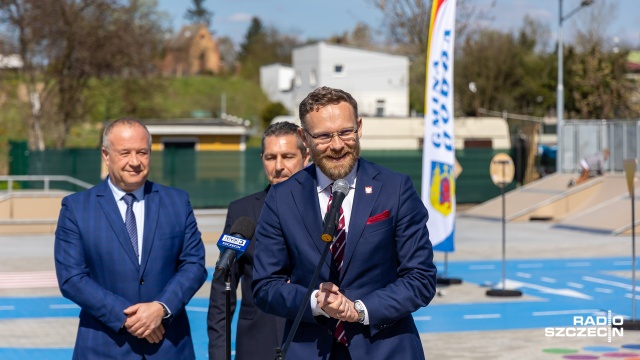 Fot. Robert Stachnik [Radio Szczecin] W Dobrej powstał skatepark [WIDEO, ZDJĘCIA]