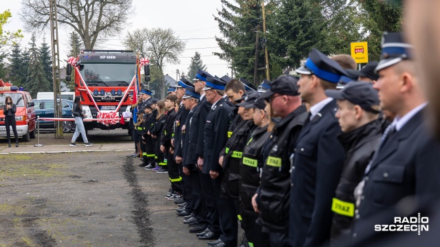 Fot. Robert Stachnik [Radio Szczecin] Straż z Babina ma nowy wóz [WIDEO, ZDJĘCIA]
