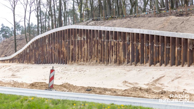 Fot. Robert Stachnik [Radio Szczecin] Nietypowa konstrukcja przy S3 [ZDJĘCIA]