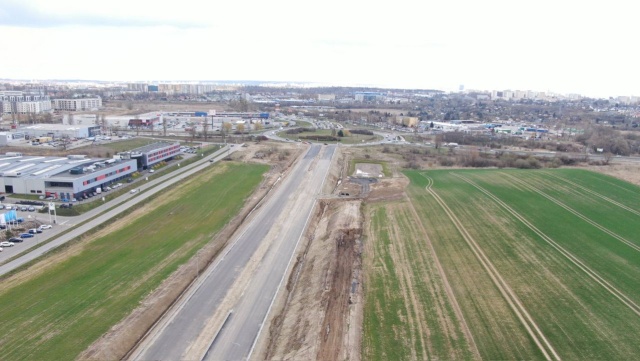 Koszt inwestycji to ponad 180 mln złotych. źródło: https://twitter.com/GDDKiA_Szczecin Końcówka prac na obwodnicy Przecławia i Warzymic [ZDJĘCIA]