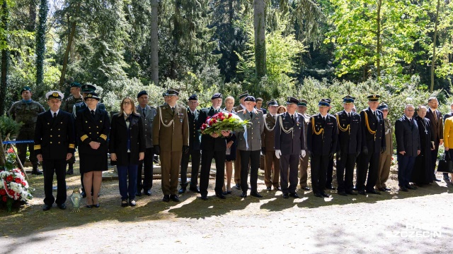 Fot. Robert Stachnik [Radio Szczecin] Rocznica zakończenia II wojny światowej w Szczecinie [WIDEO, ZDJĘCIA]