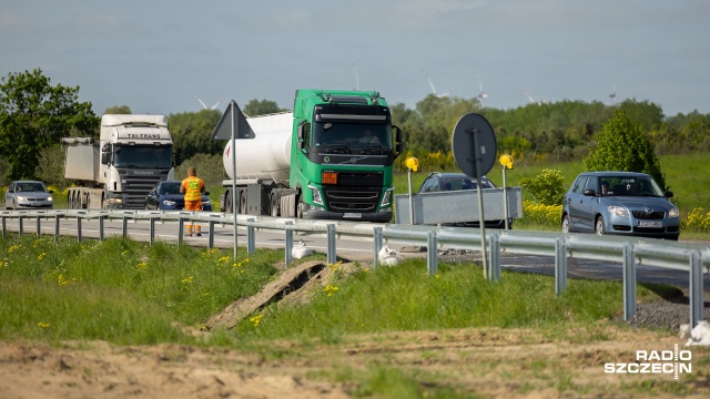 Fot. Robert Stachnik [Radio Szczecin] Zmiany na DK13 między Kołbaskowem a Przecławiem. Uwaga na korki [WIDEO, ZDJĘCIA]