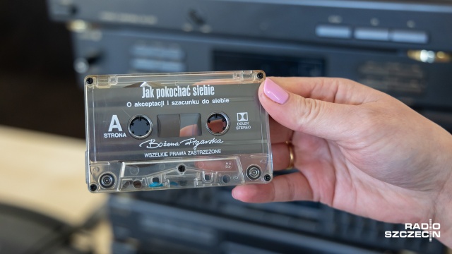 Fot. Robert Stachnik [Radio Szczecin] Licytacja w UM powróciła po 4 latach. Chętnych na kupno nie brakowało [ZDJĘCIA]