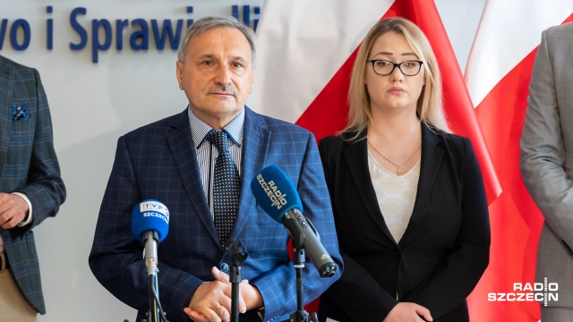 Fot. Robert Stachnik [Radio Szczecin] Radni PiS z regionu: dbamy o wszystkie samorządy [ZDJĘCIA]