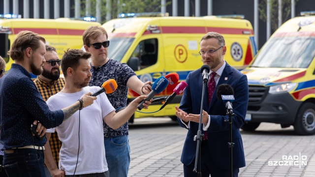 Fot. Robert Stachnik [Radio Szczecin] Nowa Wojewódzka Stacja Pogotowia Ratunkowego oficjalnie otwarta [WIDEO, ZDJĘCIA]