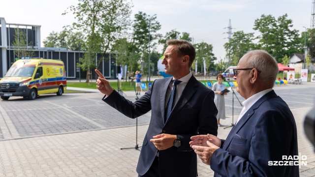 Fot. Robert Stachnik [Radio Szczecin] Nowa Wojewódzka Stacja Pogotowia Ratunkowego oficjalnie otwarta [WIDEO, ZDJĘCIA]