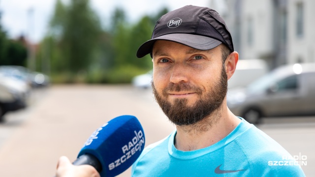 Fot. Robert Stachnik [Radio Szczecin] Drogowcy załatali ul. Zbójnicką. Mieszkańcy niezadowoleni [WIDEO, ZDJĘCIA]
