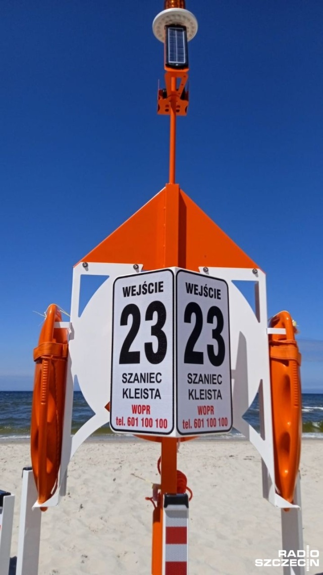 Fot. Przemysław Polanin [Radio Szczecin] Nowość na kołobrzeskiej plaży. Może uratować życie