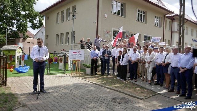 Fot. Maciej Papke [Radio Szczecin] Premier w Łobzie: będą budowane kolejne nowe żłobki [WIDEO]