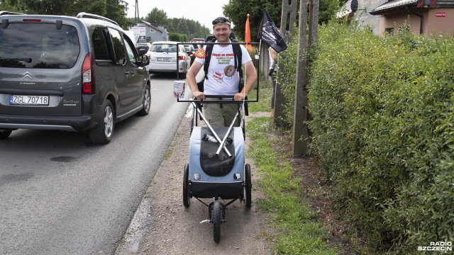Fot. Kamila Kozioł [Radio Szczecin] Przejdzie 3000 kilometrów, by pomoc choremu chłopcu [ZDJECIA]