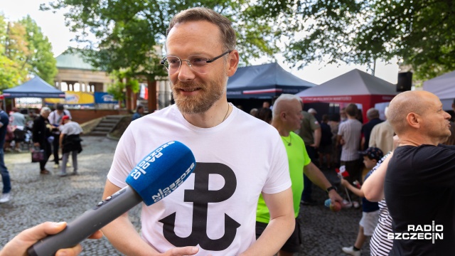 Fot. Robert Stachnik [Radio Szczecin] Rodzinny Piknik Powstańczy w Urzędzie Wojewódzkim [ZDJĘCIA]