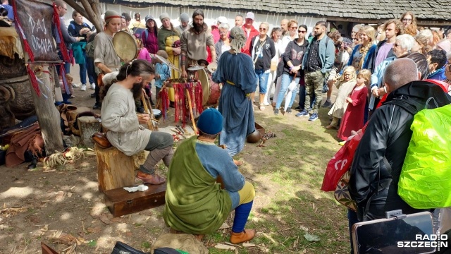Fot. Joanna Maraszek [Radio Szczecin] Festiwal Słowian i Wikingów. Pasjonaci z całego świata w Wolinie [WIDEO, ZDJĘCIA]