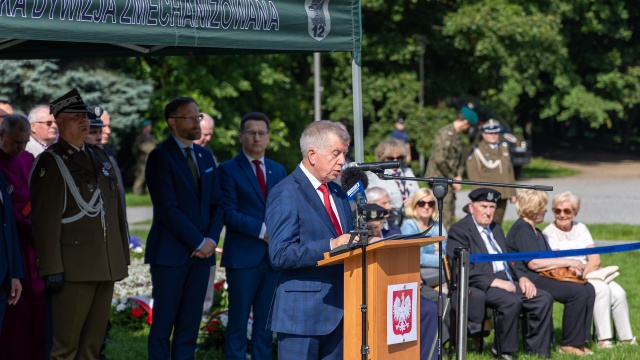 Fot. Robert Stachnik [Radio Szczecin] Szczecin uczcił zbliżające się Święto Wojska Polskiego [WIDEO, ZDJĘCIA]