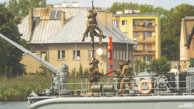 Fot. Wojciech Ochrymiuk [Radio Szczecin] Formoza w Dziwnowie. Minister zachęca do służby w Wojskach Specjalnych [WIDEO, ZDJĘCIA]