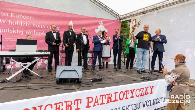 Fot. Robert Stachnik [Radio Szczecin] W Szczecinie rozbrzmiewały pieśni patriotyczne [WIDEO, ZDJĘCIA]