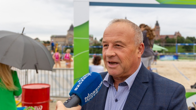 Fot. Robert Stachnik [Radio Szczecin] Siatkówka plażowa na Wyspie Grodzkiej. "Dobry poziom i fajne zespoły" [WIDEO, ZDJĘCIA]