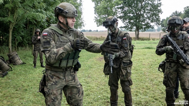 Fot. Maciej Papke [Radio Szczecin] Kandydaci na terytorialsów sprawdzali się w Choszcznie [WIDEO, ZDJĘCIA]