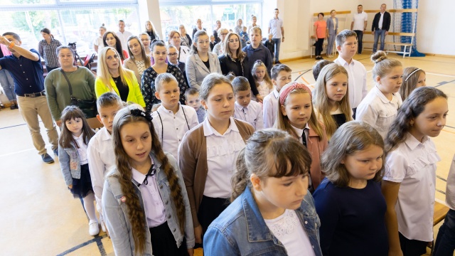 Fot. Robert Stachnik [Radio Szczecin] Pierwszy dzwonek. Wojewódzka inauguracja [WIDEO, ZDJĘCIA]