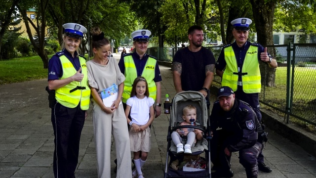 Fot. Wojciech Ochrymiuk [Radio Szczecin] Bezpieczna droga do szkoły. Policja startuje z akcjami [WIDEO, ZDJĘCIA]