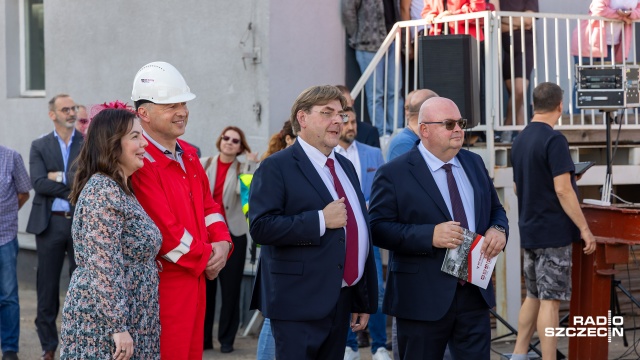 Fot. Robert Stachnik [Radio Szczecin] Stocznia Pomerania. Dok NMG 1 już po chrzcie [WIDEO, ZDJĘCIA]