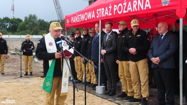 Fot. Marcin Kokolus [Radio Szczecin] Międzyzdroje. Kamień węgielny pod budowę jednostki ratowniczo-gaśniczej [WIDEO, ZDJĘCIA]