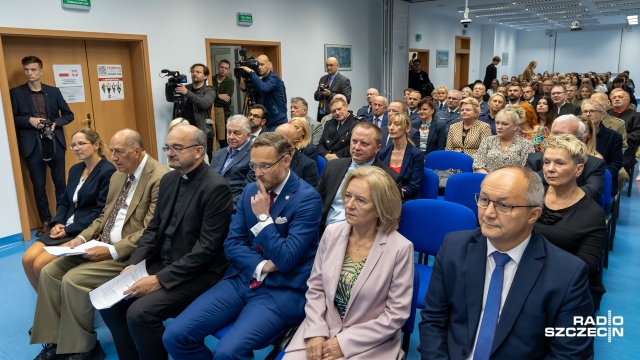 Fot. Robert Stachnik [Radio Szczecin] Studenci Akademii Nauk Stosowanych TWP zainaugurowali rok akademicki [WIDEO, ZDJĘCIA]