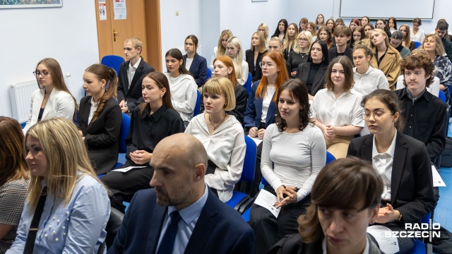 Fot. Robert Stachnik [Radio Szczecin] Studenci Akademii Nauk Stosowanych TWP zainaugurowali rok akademicki [WIDEO, ZDJĘCIA]