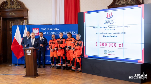 Fot. Robert Stachnik [Radio Szczecin] Stacje pogotowia w regionie otrzymały fundusze na zakup karetek [ZDJĘCIA]