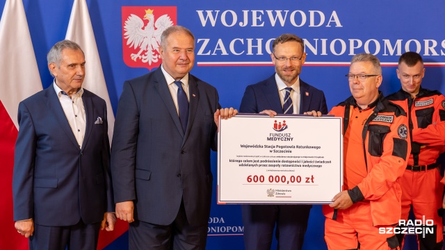 Fot. Robert Stachnik [Radio Szczecin] Stacje pogotowia w regionie otrzymały fundusze na zakup karetek [ZDJĘCIA]